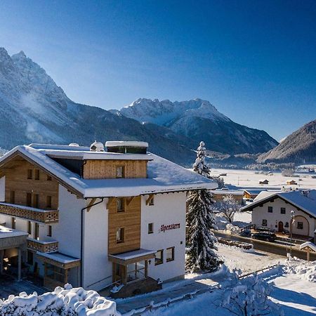 Gaestehaus Alpenstern Ehrwald Kültér fotó