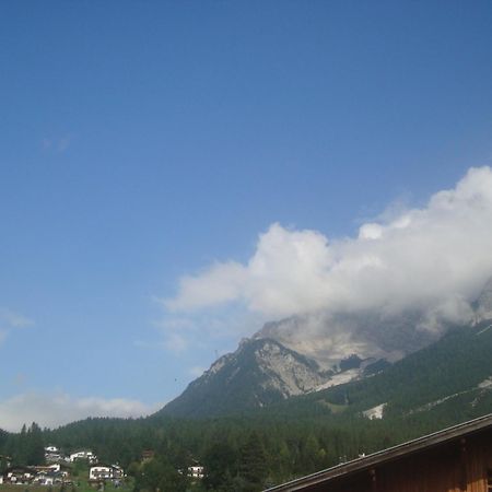 Gaestehaus Alpenstern Ehrwald Kültér fotó