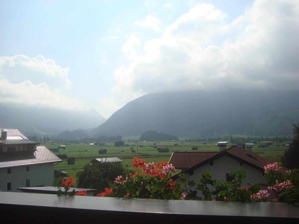 Gaestehaus Alpenstern Ehrwald Szoba fotó